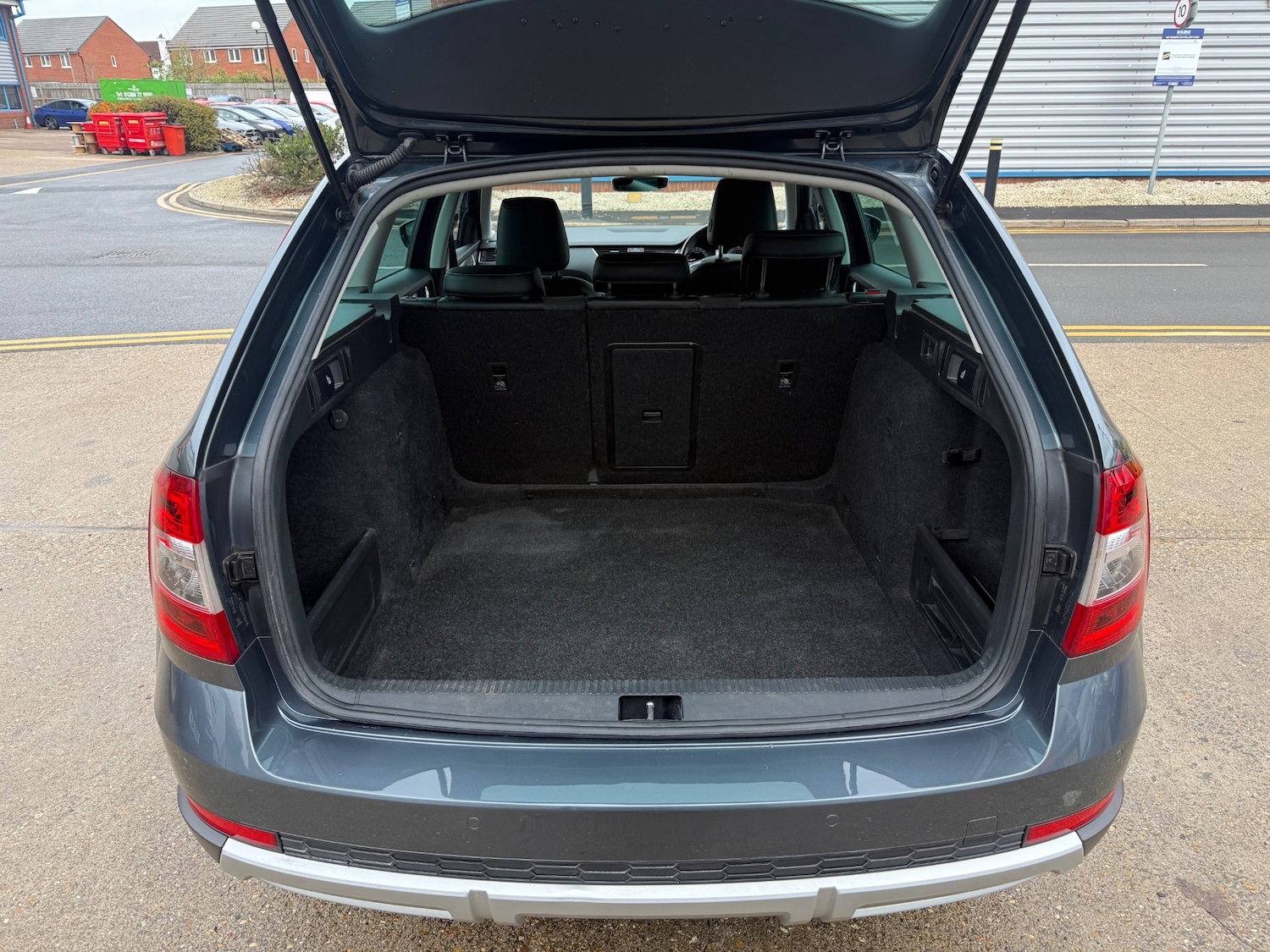 Used Skoda Octavia 2017 for sale - 76719631: Photo 57