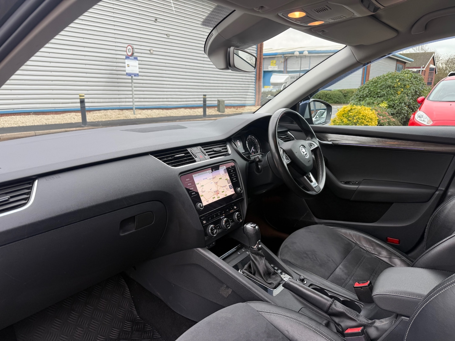 Used Skoda Octavia 2017 for sale - 76719631: Photo 61