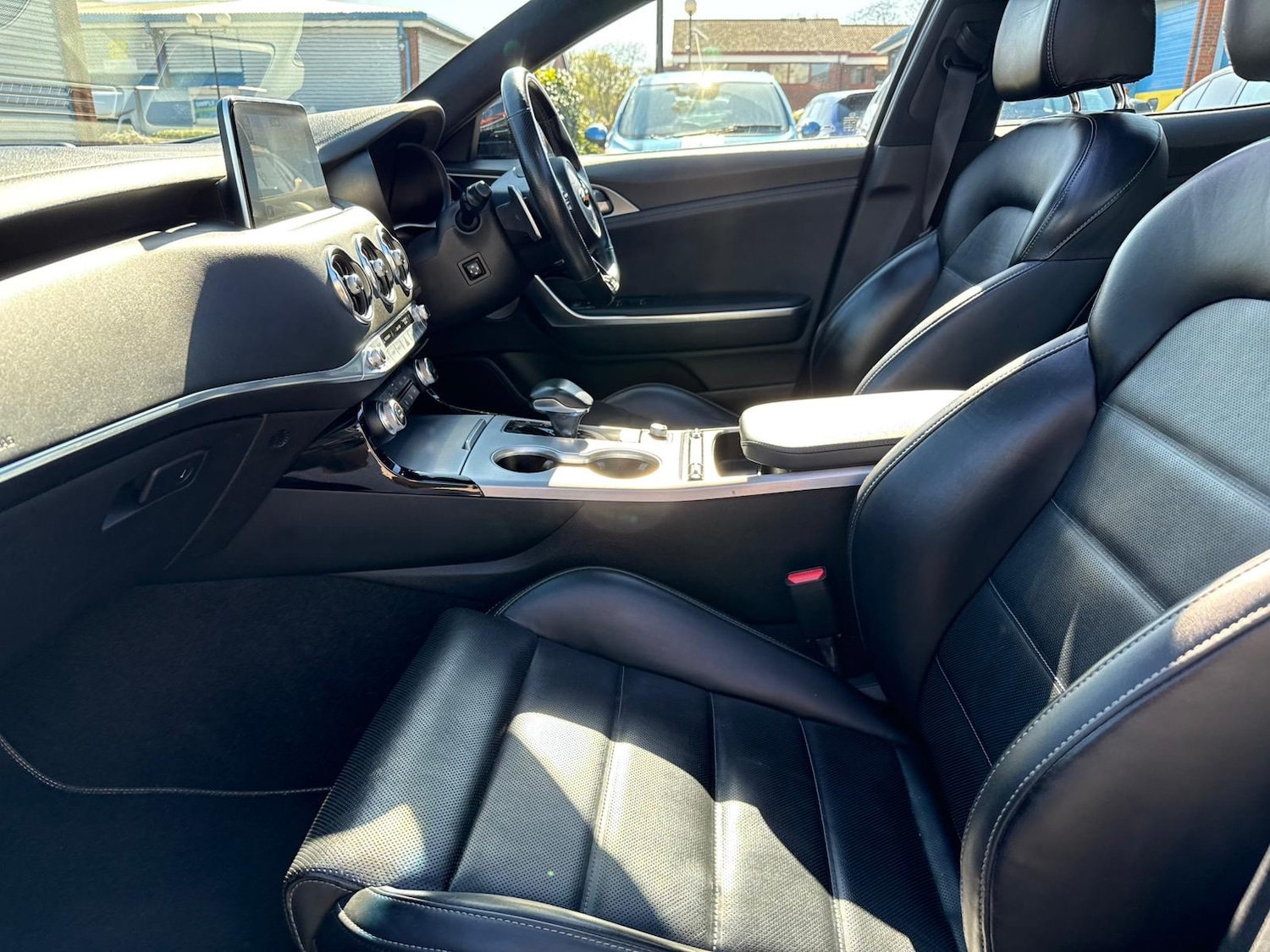 Used Kia Stinger 2020 for sale - 78144123: Photo 11