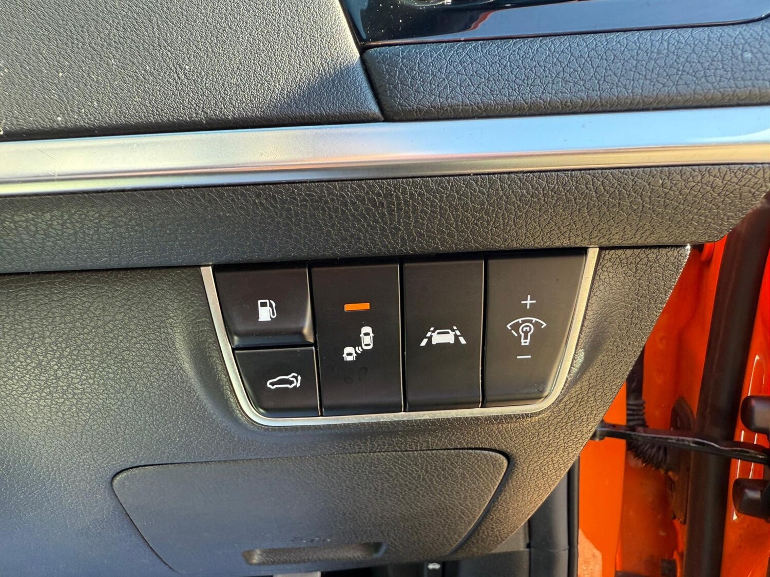 Used Kia Stinger 2020 for sale - 78144123: Photo 36