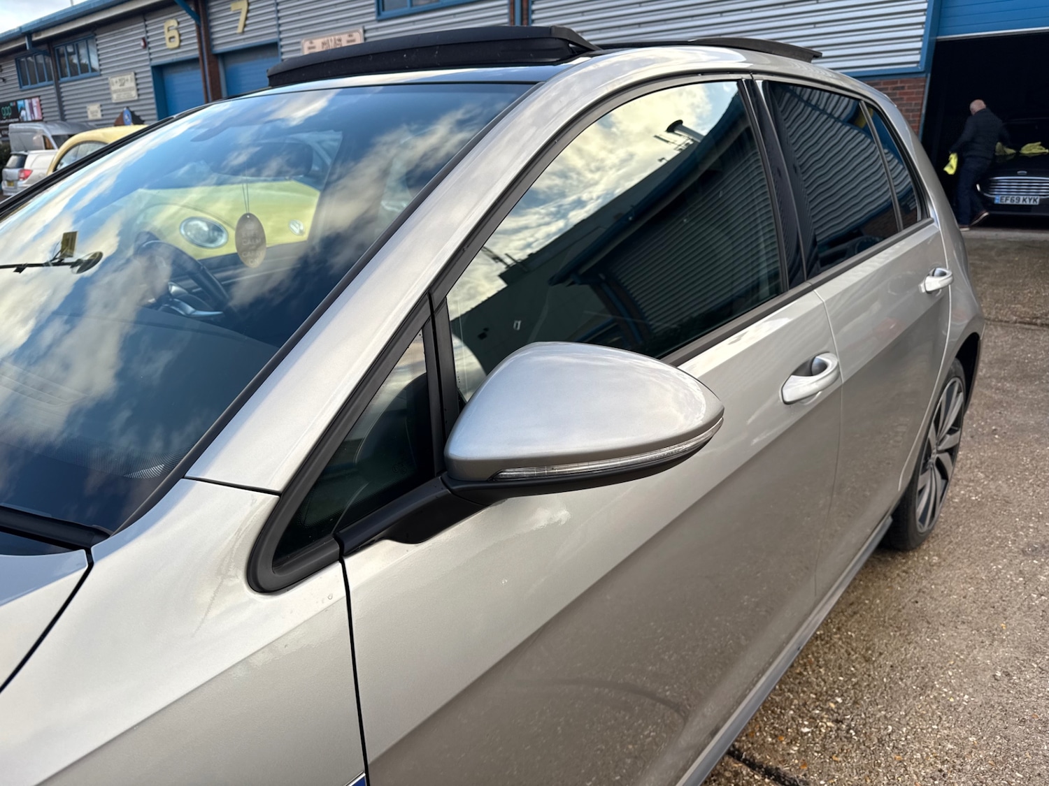 Used Volkswagen Golf 2017 for sale - 76392203: Photo 24