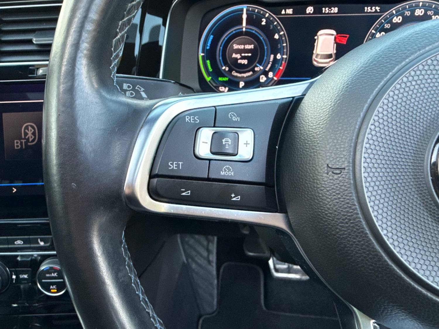 Used Volkswagen Golf 2017 for sale - 76392203: Photo 41