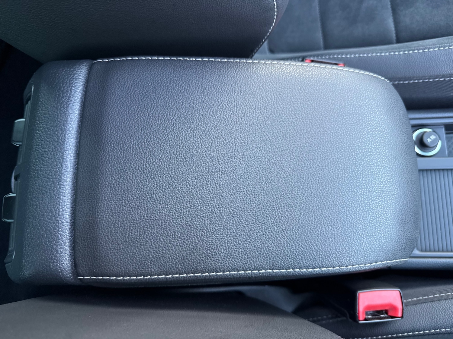 Used Volkswagen Golf 2017 for sale - 76392203: Photo 50