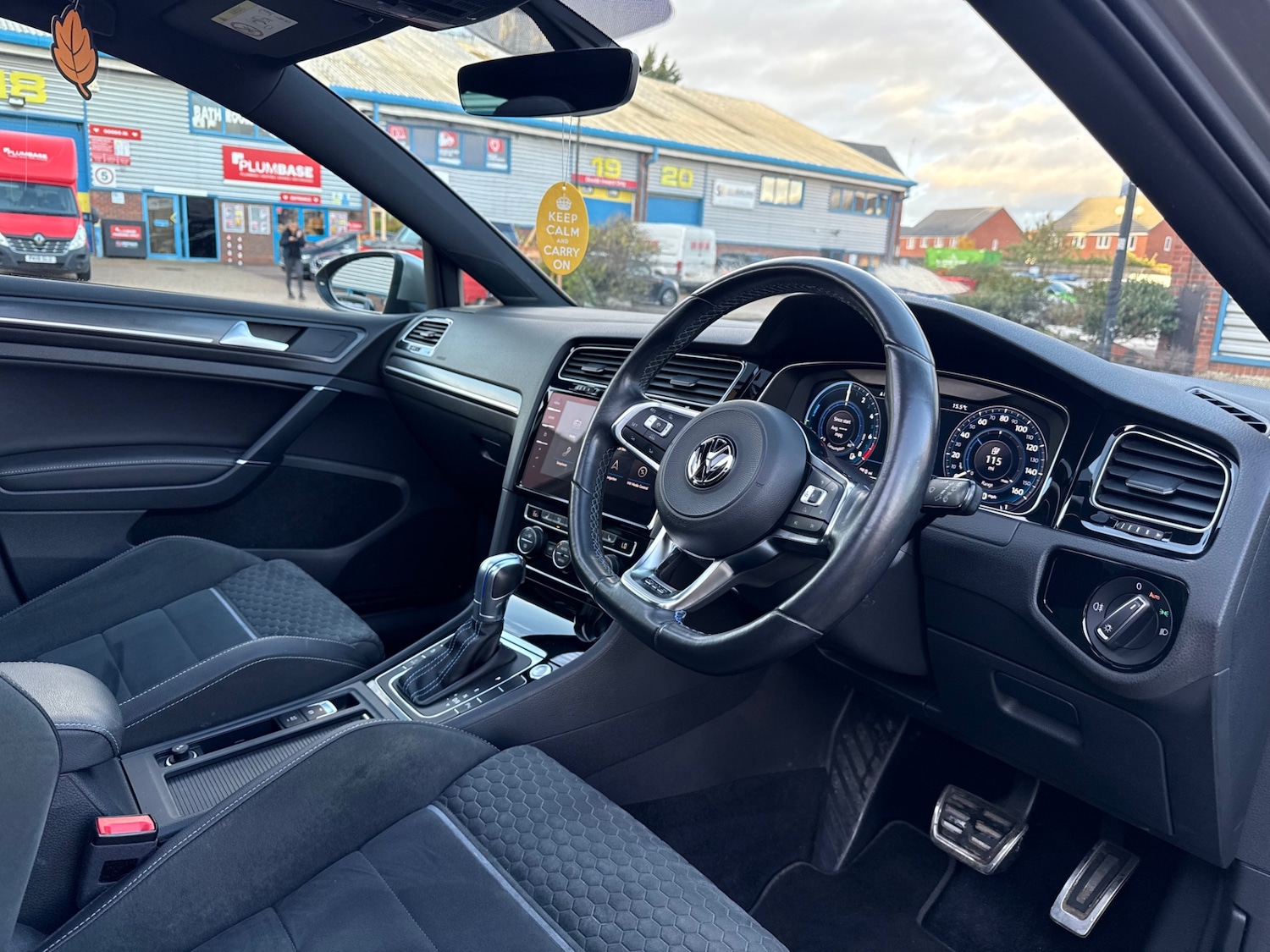 Used Volkswagen Golf 2017 for sale - 76392203: Photo 53