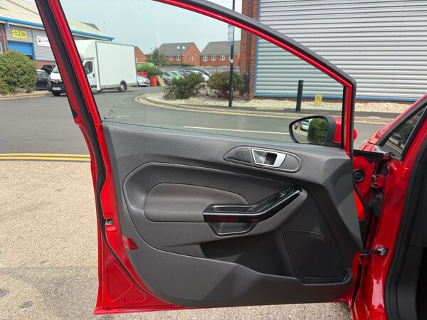 Used Ford Fiesta 2014 for sale - 75567752: Photo 61