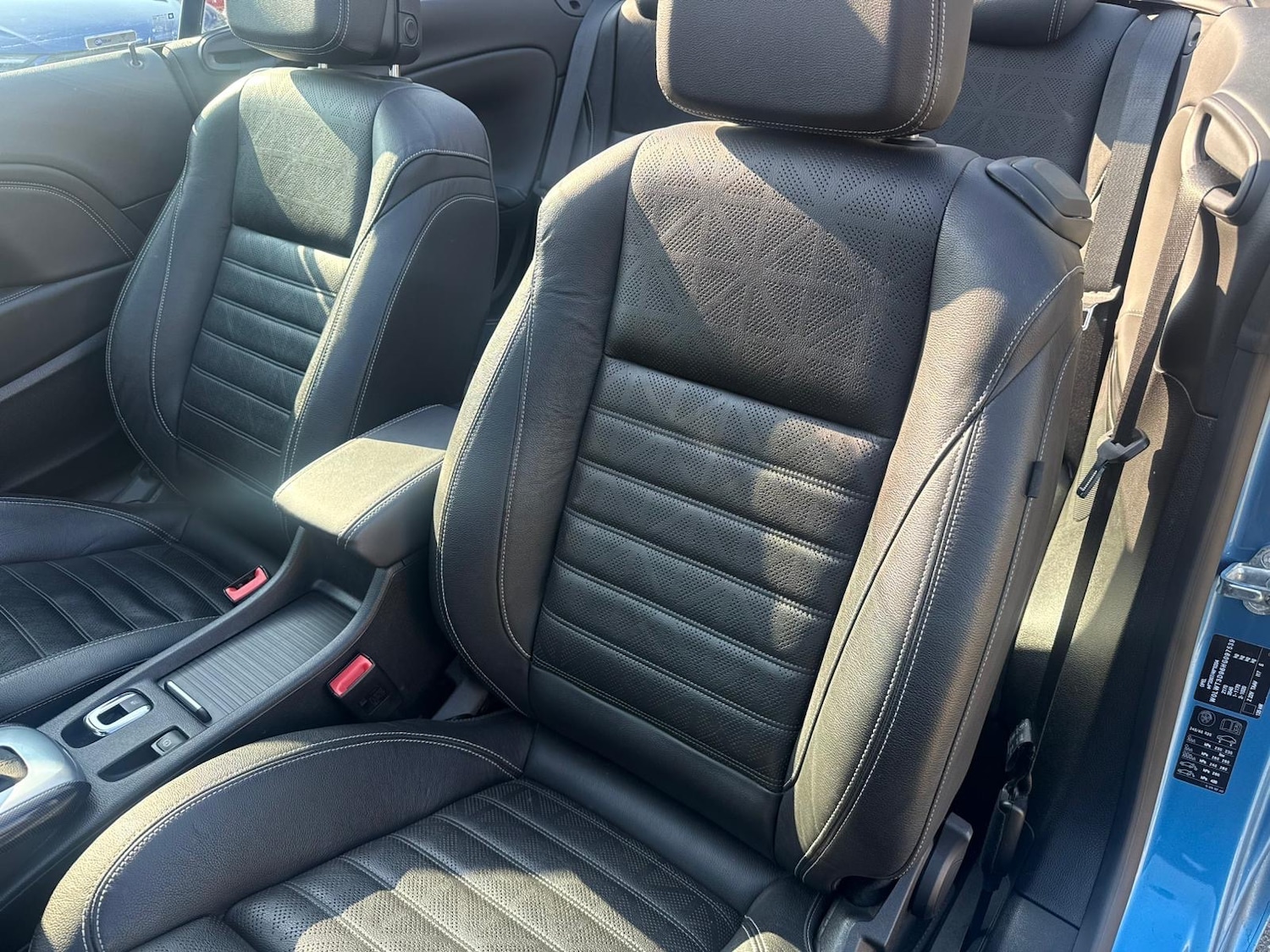 Used Vauxhall Cascada 2017 for sale - 77932575: Photo 10