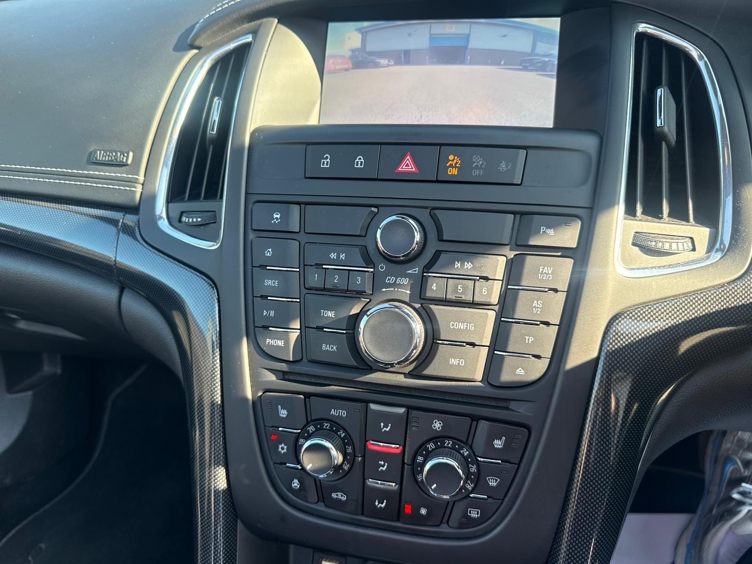 Used Vauxhall Cascada 2017 for sale - 77932575: Photo 23