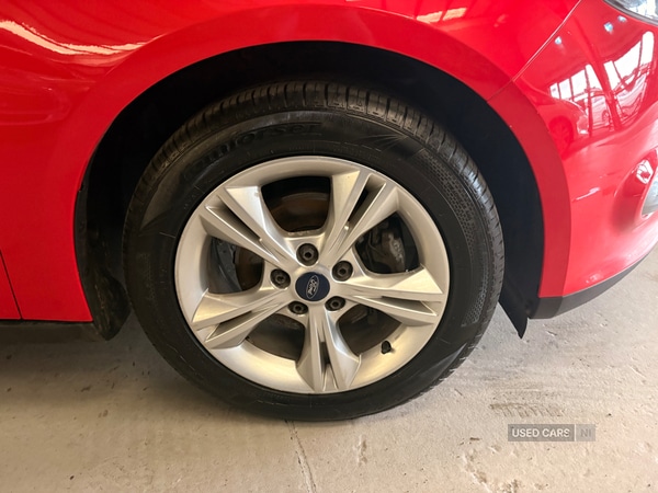 Used Ford Focus 2011 for sale - 77809347: Photo 4