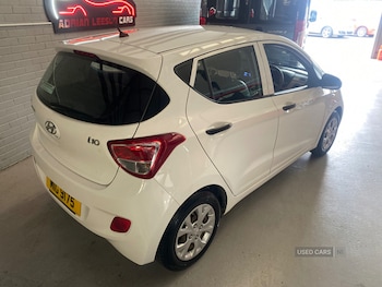 Used Hyundai i10 2014 for sale - 75508639: Photo