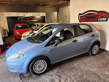 Used Fiat Grande Punto 2010 for sale - 79085843: Photo