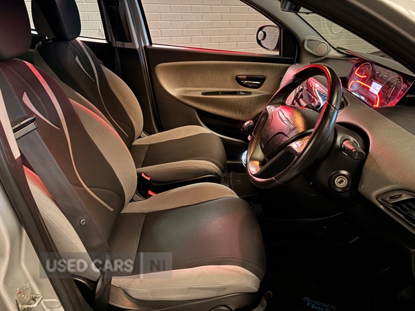 Used Chrysler Ypsilon 2012 for sale - 77626481: Photo 6