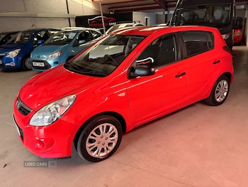 Used Hyundai i20 2009 for sale - 76914144: Photo