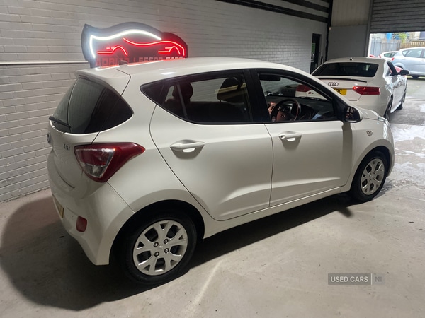 Used Hyundai i10 2014 for sale - 76715760: Photo 4