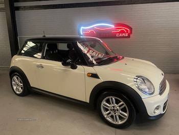 MINI Hatch feature image 1