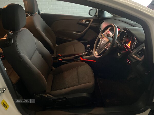 Used Vauxhall Astra GTC 2012 for sale - 76296381: Photo 6