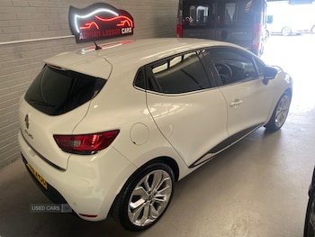 Used Renault Clio 2019 for sale - 75532999: Photo