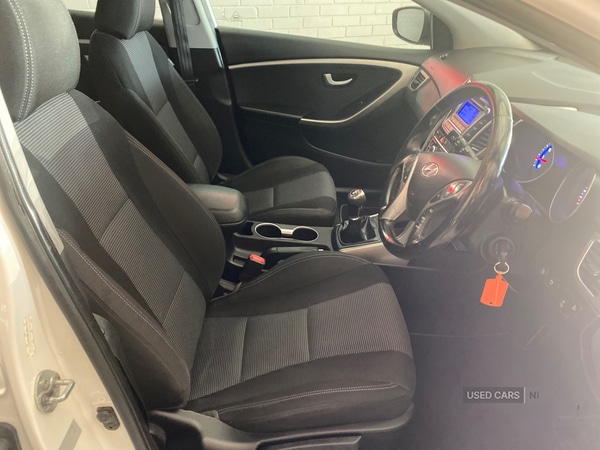 Used Hyundai i30 2015 for sale - 76634513: Photo 6