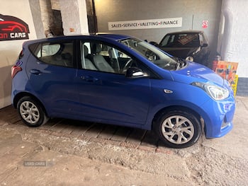 Used Hyundai i10 2018 for sale - 79577885: Photo