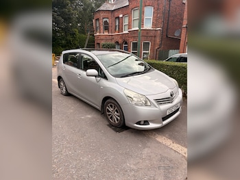 Used Toyota Verso 2011 for sale - 79509983: Photo