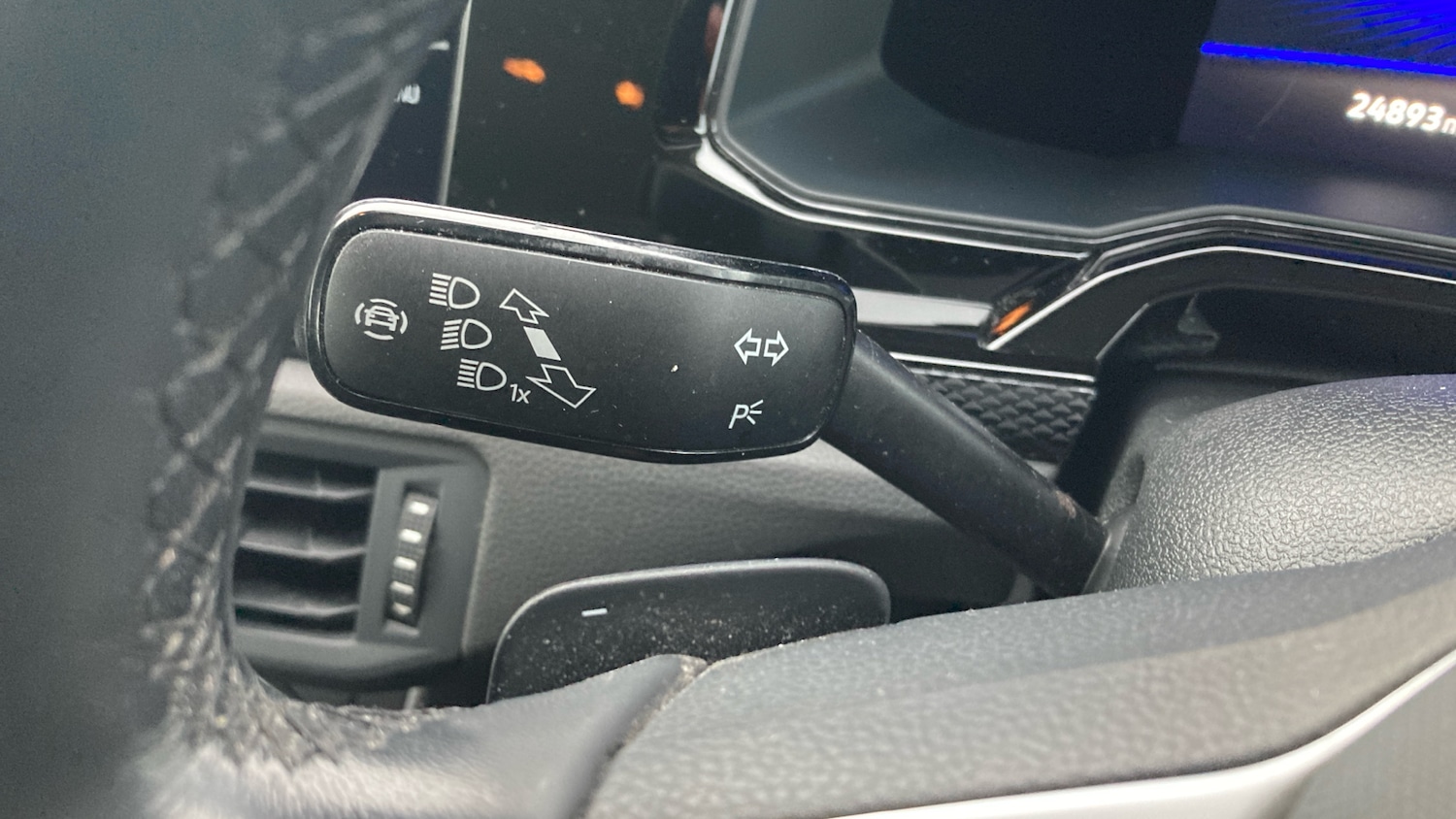 Used Volkswagen Polo 2021 for sale - 77035724: Photo 26