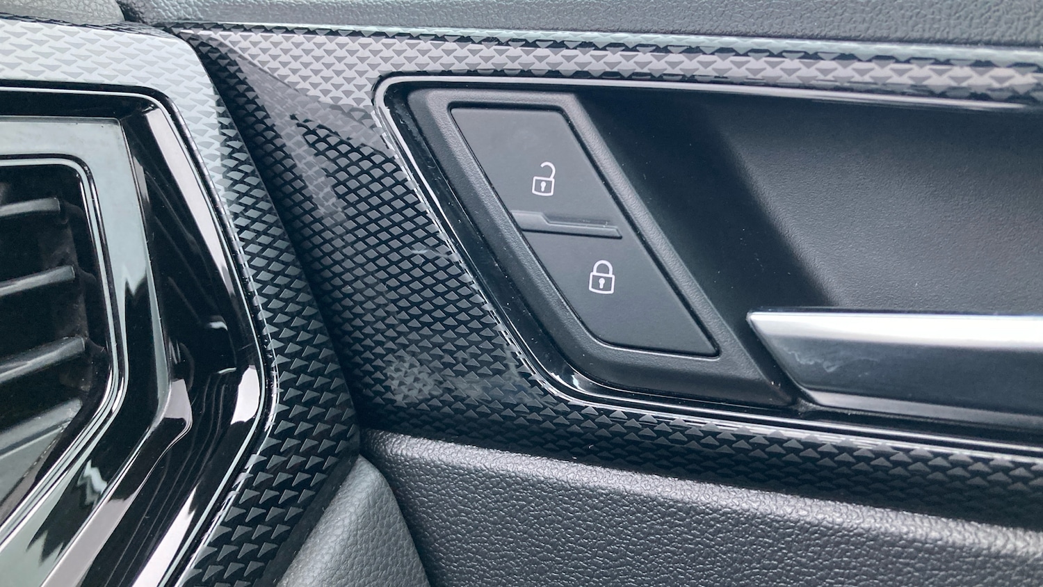 Used Volkswagen Polo 2021 for sale - 77035724: Photo 39