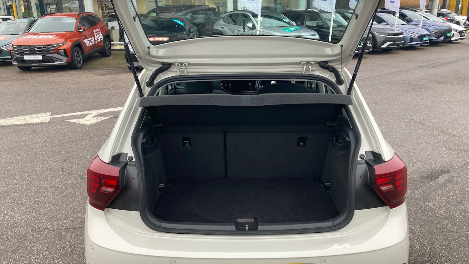 Used Volkswagen Polo 2021 for sale - 77035724: Photo 4