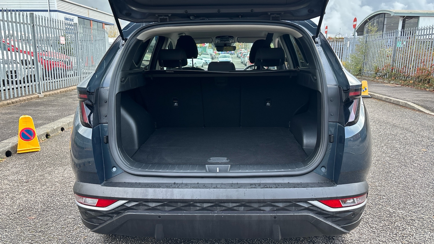 Used Hyundai TUCSON 2021 for sale - 76362840: Photo 4