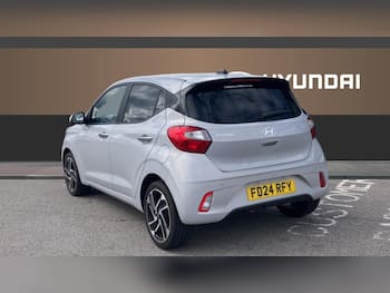 Used Hyundai i10 2024 for sale - 79703895: Photo