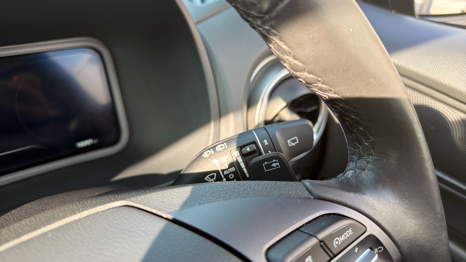 Used Hyundai KONA 2023 for sale - 77997494: Photo 37