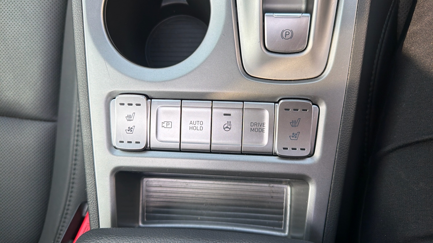 Used Hyundai KONA 2023 for sale - 77997494: Photo 40