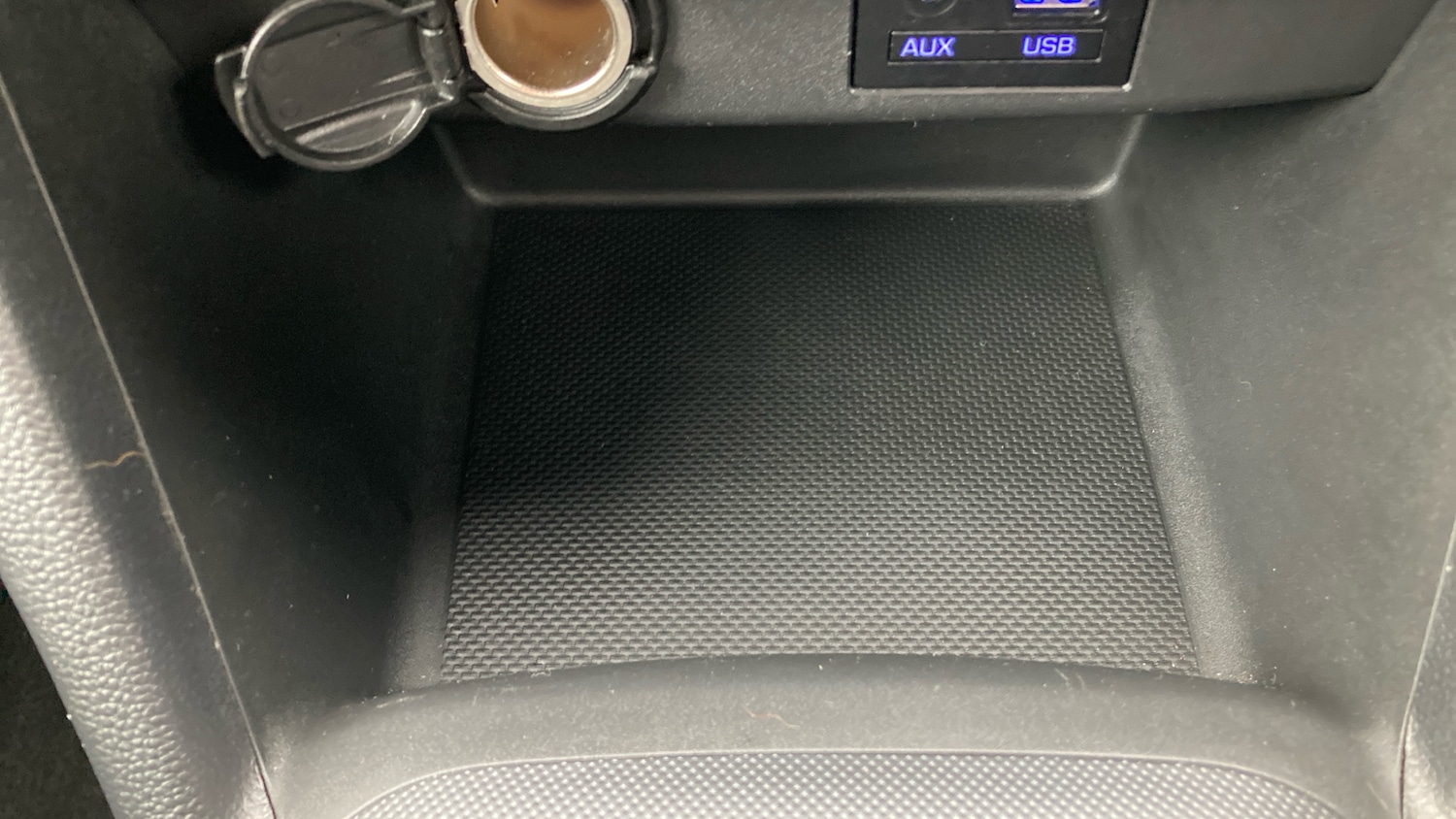 Used Hyundai i10 2019 for sale - 77618814: Photo 30