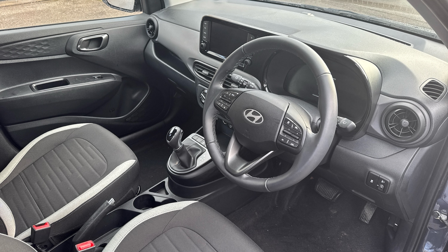 Used Hyundai i10 2025 for sale - 77035741: Photo 11