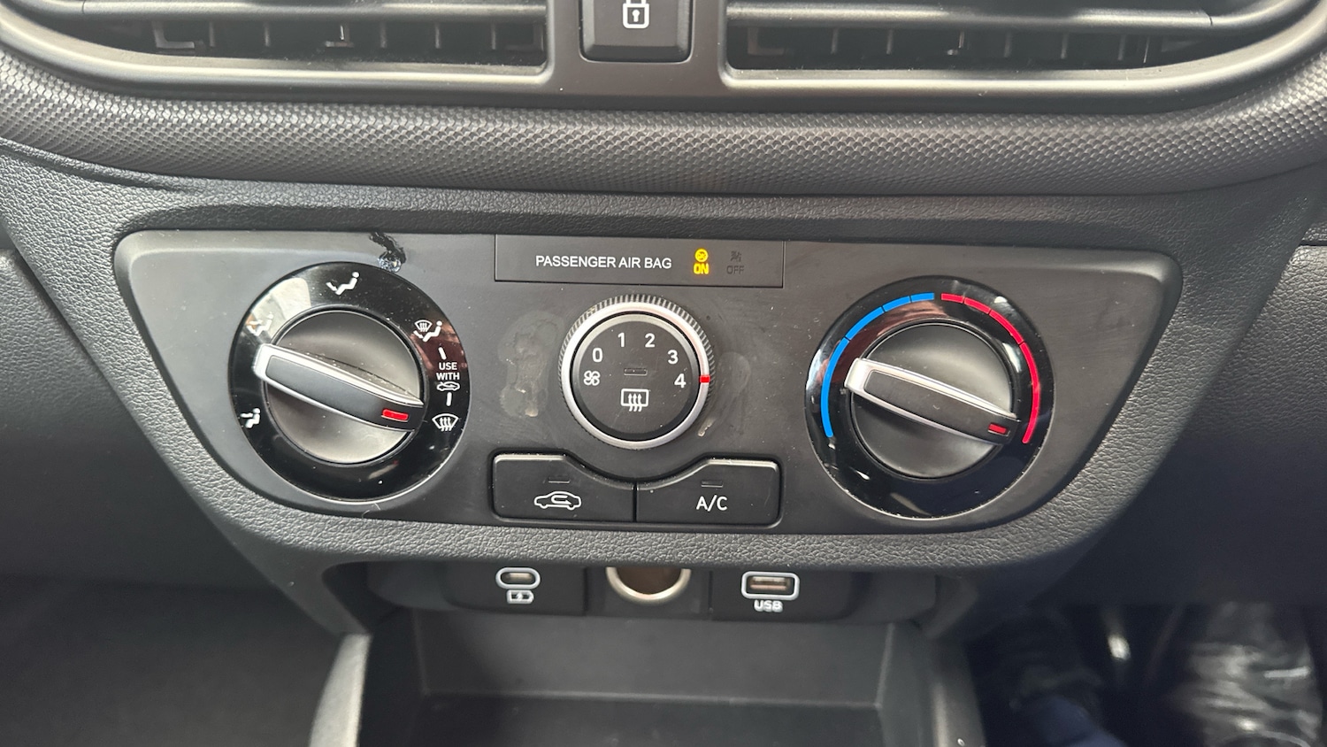 Used Hyundai i10 2025 for sale - 77035741: Photo 26