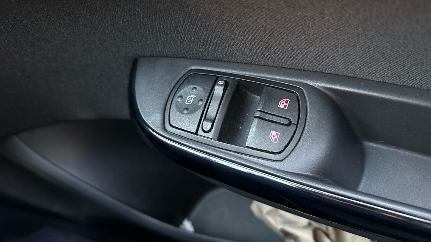 Used Vauxhall Corsa 2019 for sale - 76669430: Photo 35