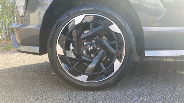 Used Hyundai KONA 2024 for sale - 76299748: Photo 7