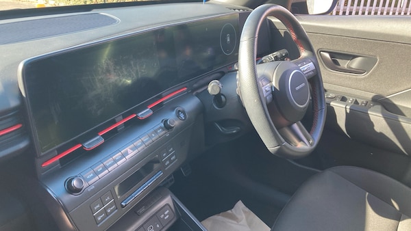 Used Hyundai KONA 2024 for sale - 76299748: Photo 9