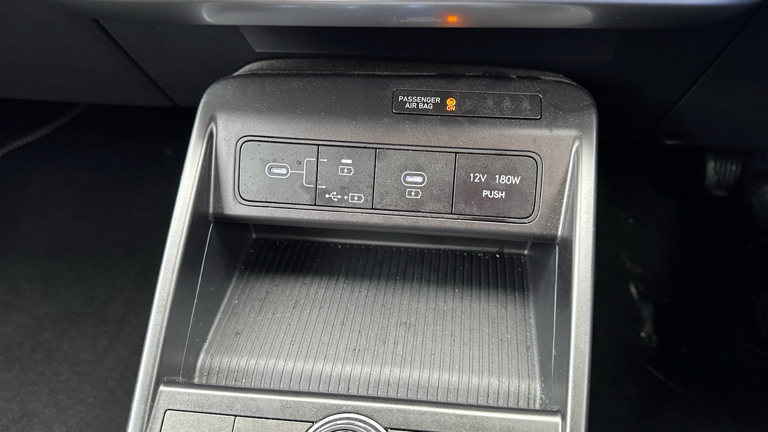 Used Hyundai KONA 2024 for sale - 77350300: Photo 32