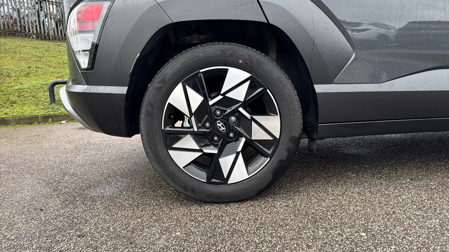 Used Hyundai KONA 2024 for sale - 77350300: Photo 7