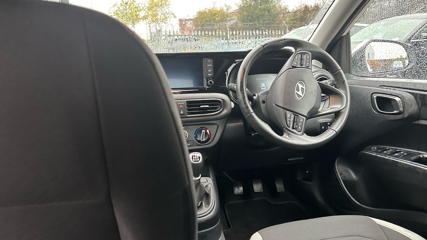 Used Hyundai i10 2025 for sale - 76302119: Photo 9