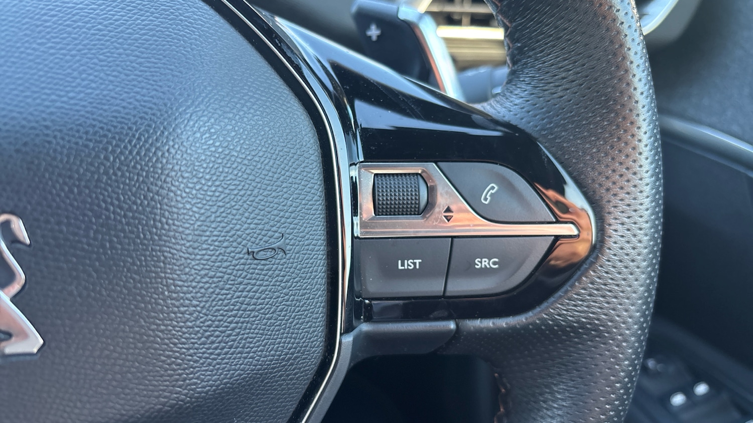 Used Peugeot 3008 2020 for sale - 76762332: Photo 25