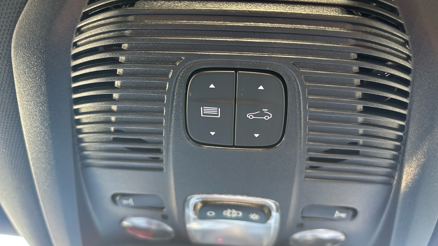 Used Peugeot 3008 2020 for sale - 76762332: Photo 35