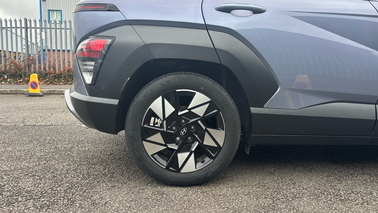 Used Hyundai KONA 2025 for sale - 76450294: Photo 7