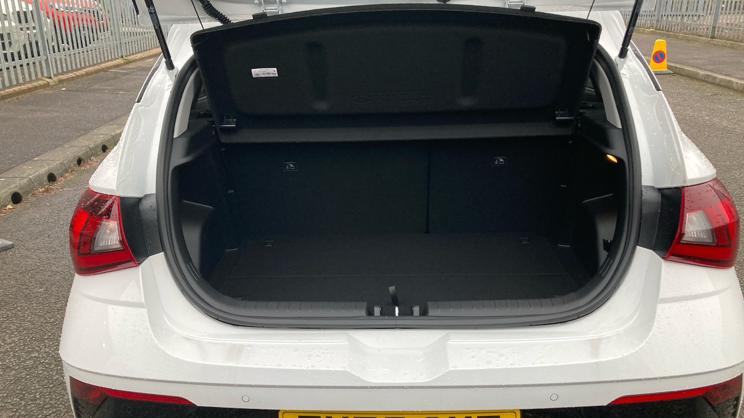 Used Hyundai i20 2025 for sale - 77715243: Photo 4