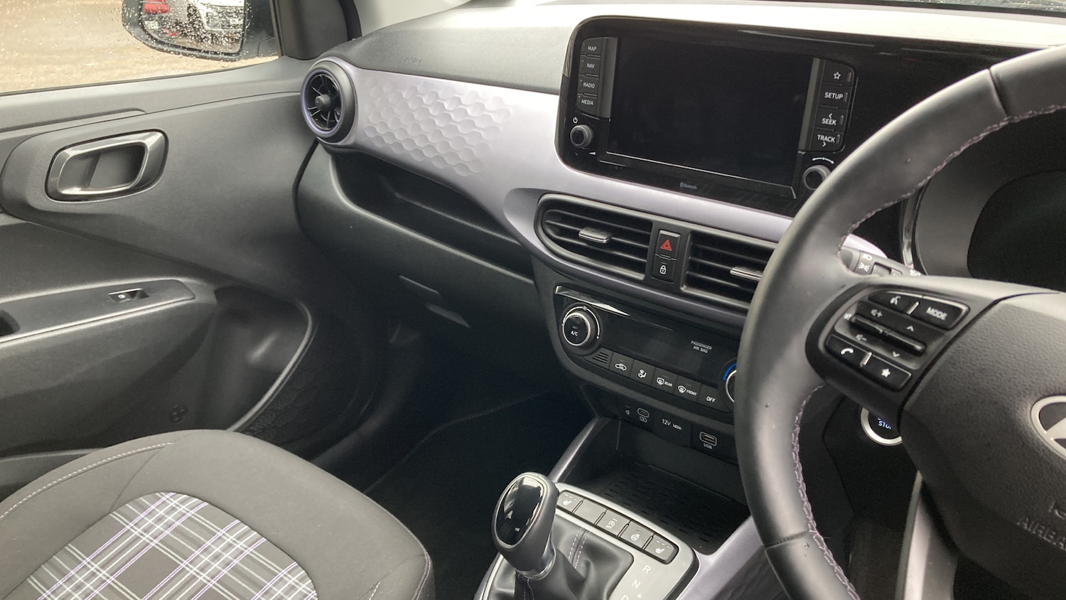 Used Hyundai i10 2024 for sale - 76114200: Photo 14