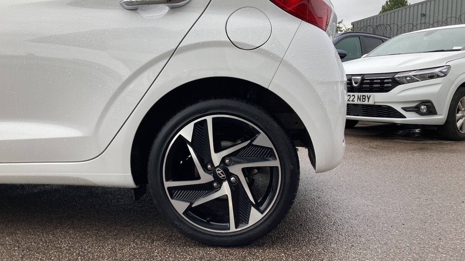 Used Hyundai i10 2024 for sale - 76114200: Photo 7