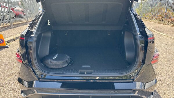 Used Hyundai KONA 2024 for sale - 76299750: Photo 4