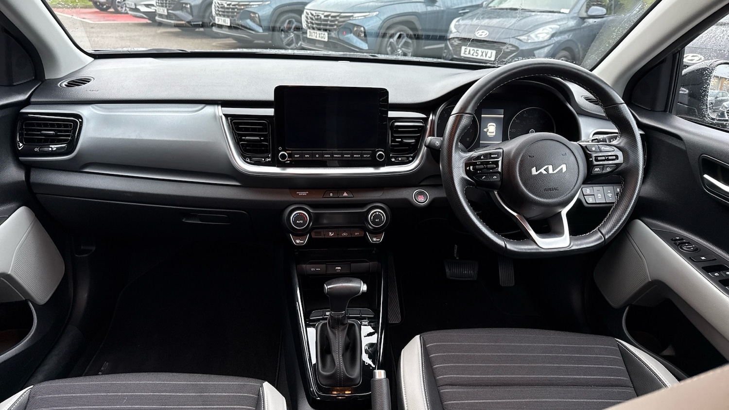 Used Kia Stonic 2022 for sale - 77103996: Photo 10