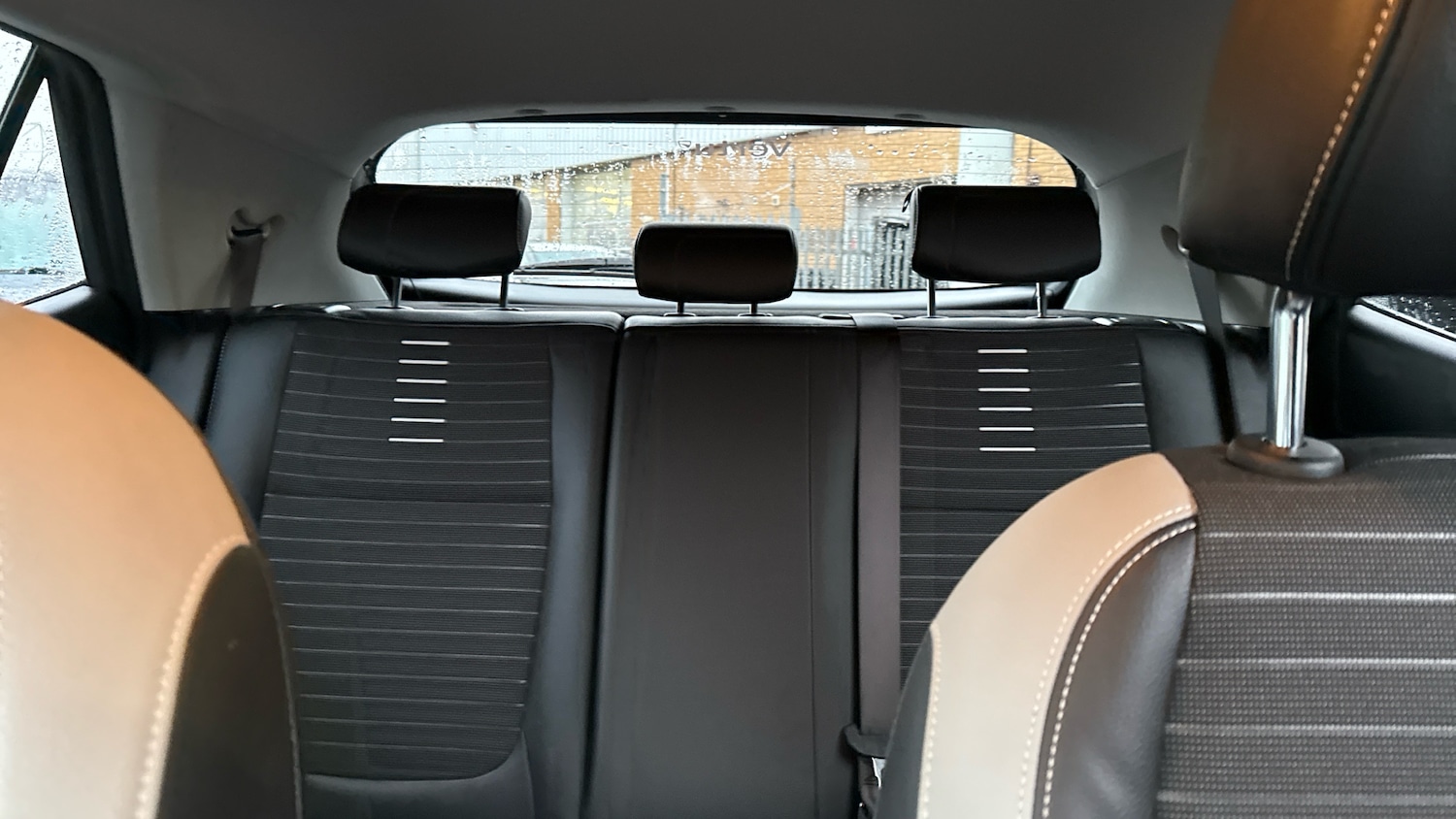 Used Kia Stonic 2022 for sale - 77103996: Photo 15