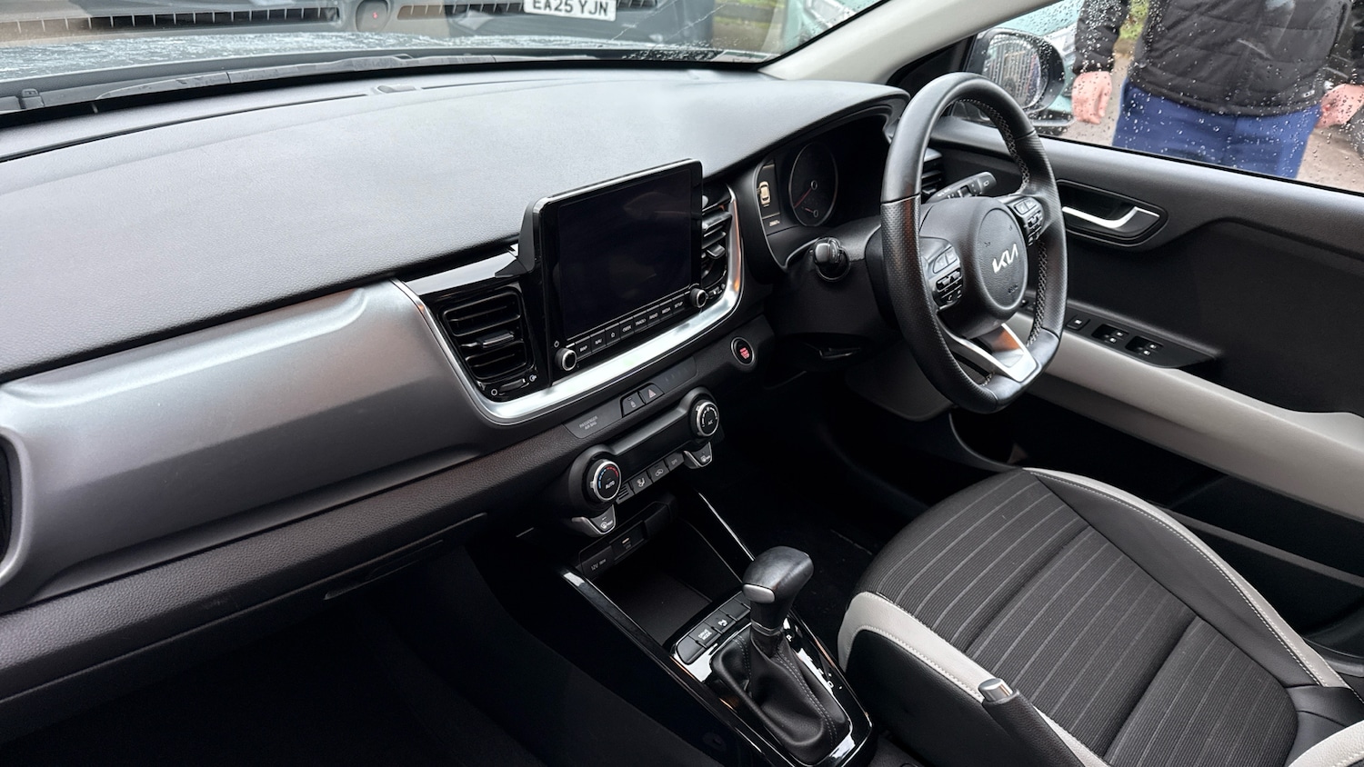 Used Kia Stonic 2022 for sale - 77103996: Photo 9