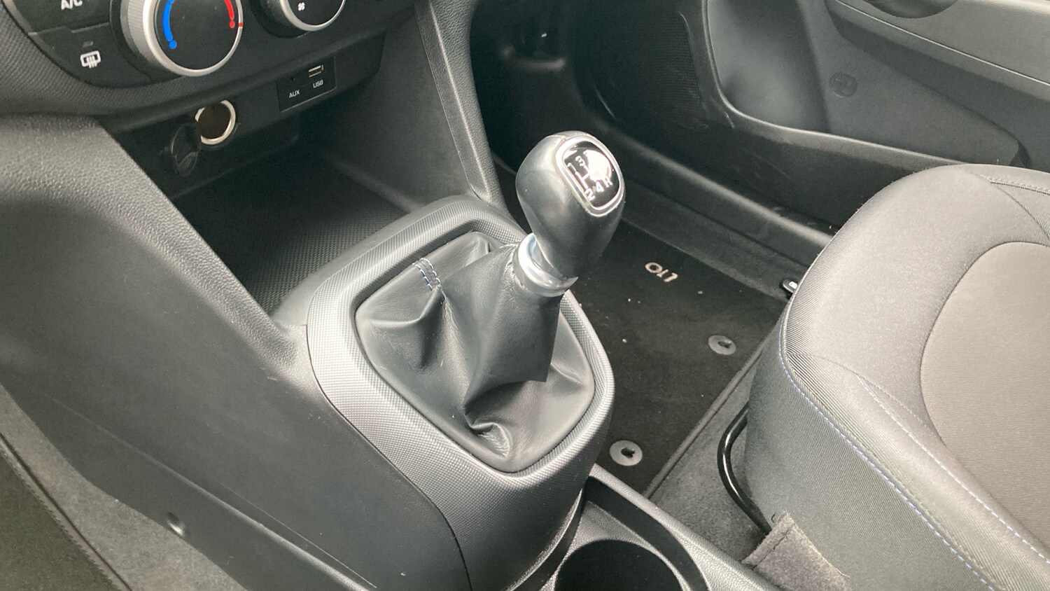 Used Hyundai i10 2019 for sale - 77917086: Photo 13